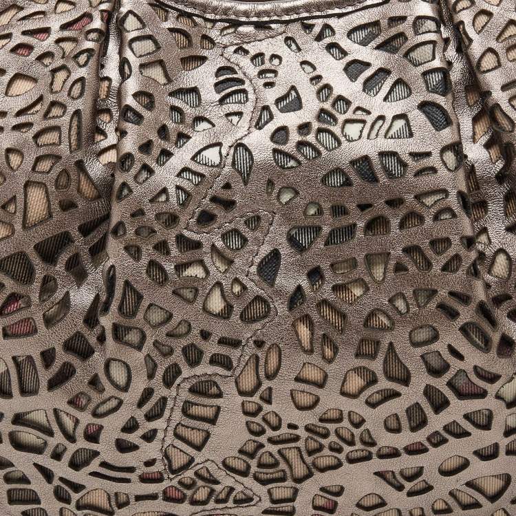Pre Owned Burberry Metallic/Beige Novacheck PVC and Leather Small Brooklyn Hobo