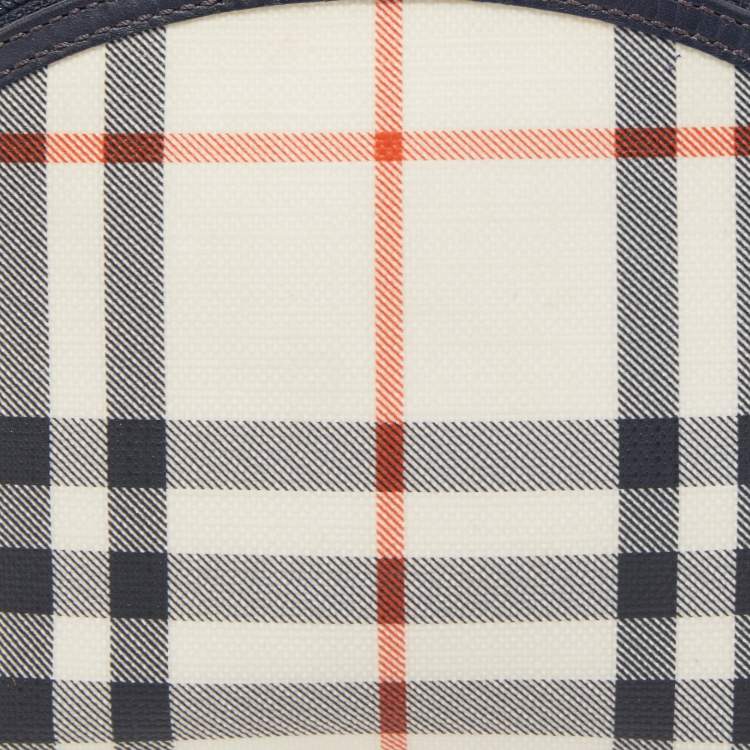 Pre Owned Burberry Navy Blue/Beige Housecheck PVC Cosmetic Pouch