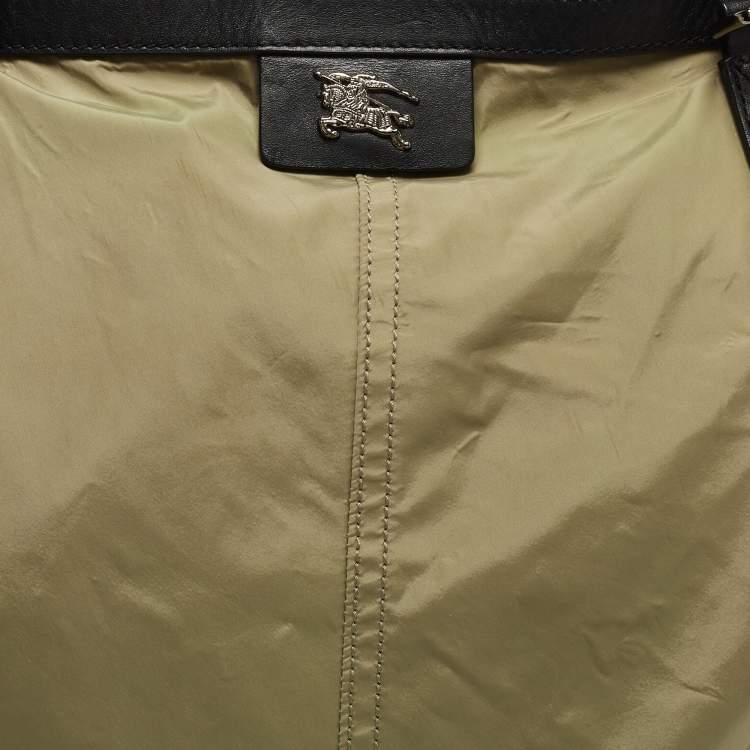 Pre Owned Burberry Military Green Nylon and Leather Buckleigh Tote