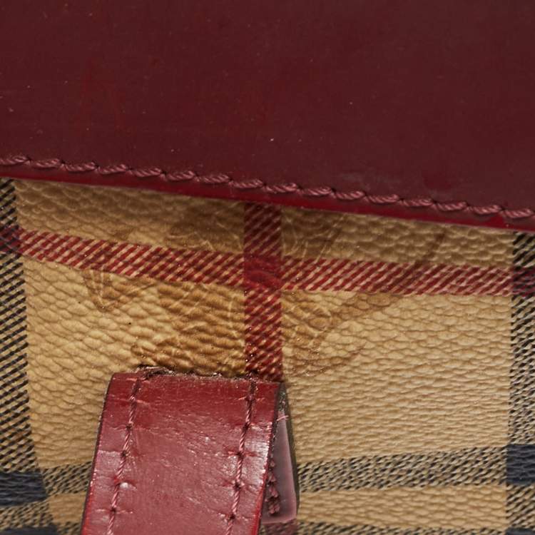 Pre Owned Burberry Beige/Burgundy Haymarket PVC and Leather Flap Tote