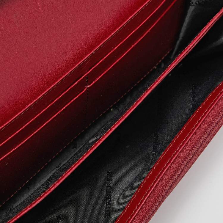 Pre Owned Burberry Red Patent Leather Flap Continental Wallet