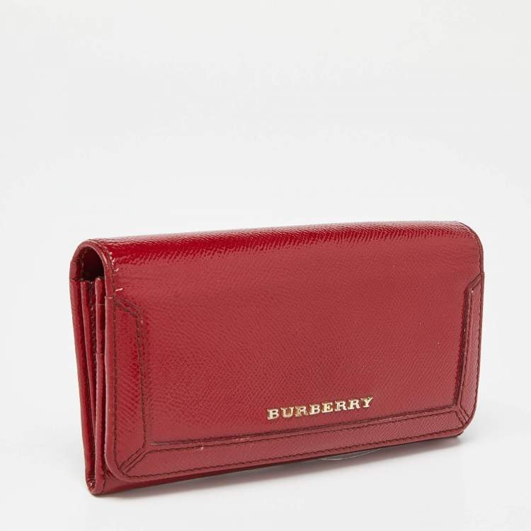 Pre Owned Burberry Red Patent Leather Flap Continental Wallet