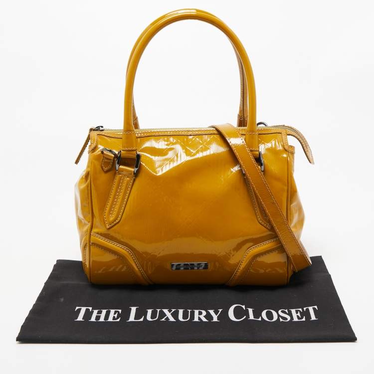 Pre Owned Burberry Mustard Patent Leather Top Zip Tote