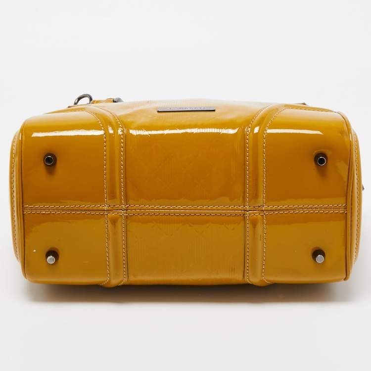 Pre Owned Burberry Mustard Patent Leather Top Zip Tote