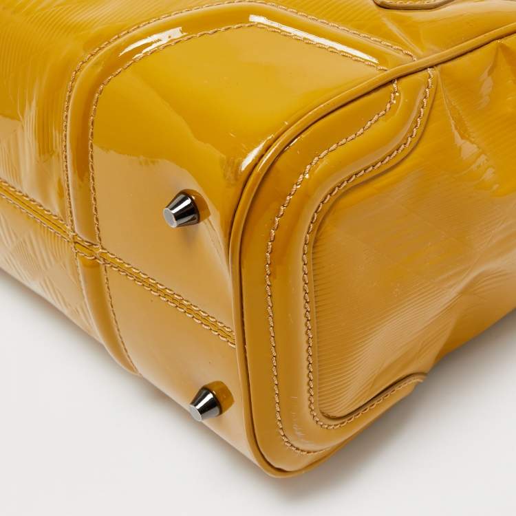 Pre Owned Burberry Mustard Patent Leather Top Zip Tote
