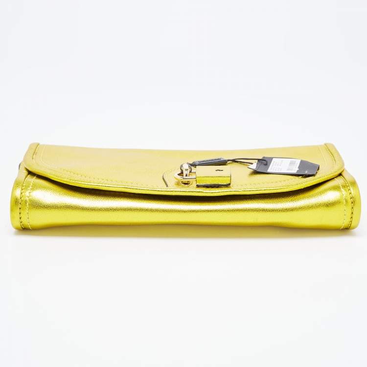 Pre Owned Burberry Metallic Yellow Leather Mayfield Flap Clutch