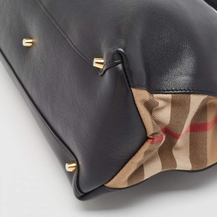 Pre Owned Burberry Black Leather and House Check Fabric Medium Banner Tote