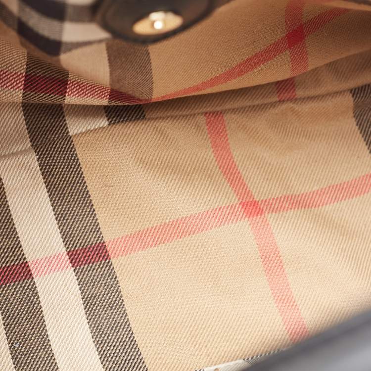 Pre Owned Burberry Black Leather and House Check Fabric Medium Banner Tote