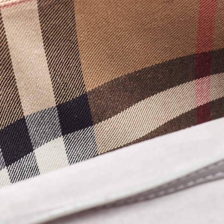 Pre Owned Burberry Dark Grey Leather Small Macken Crossbody Bag