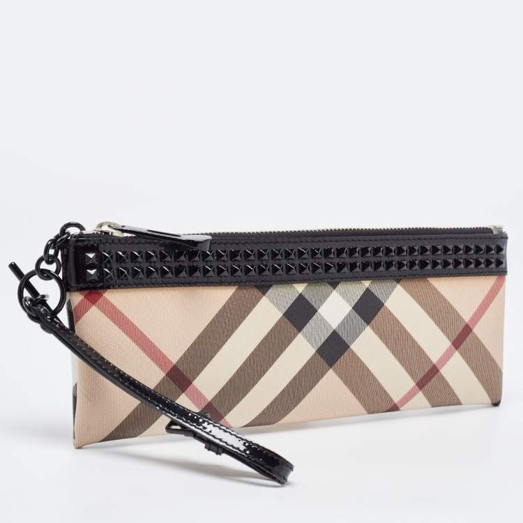 Pre Owned Burberry Beige/Black Nova Check PVC and Patent Leather Studded Wristlet Clutch