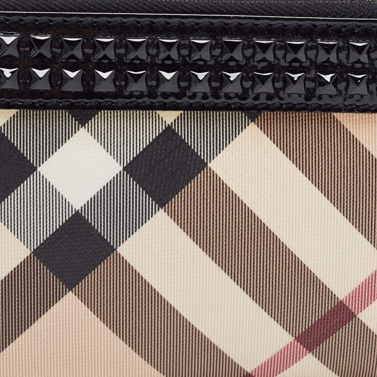Pre Owned Burberry Beige/Black Nova Check PVC and Patent Leather Studded Wristlet Clutch