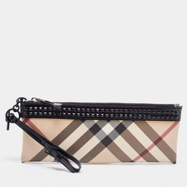 Pre Owned Burberry Beige/Black Nova Check PVC and Patent Leather Studded Wristlet Clutch