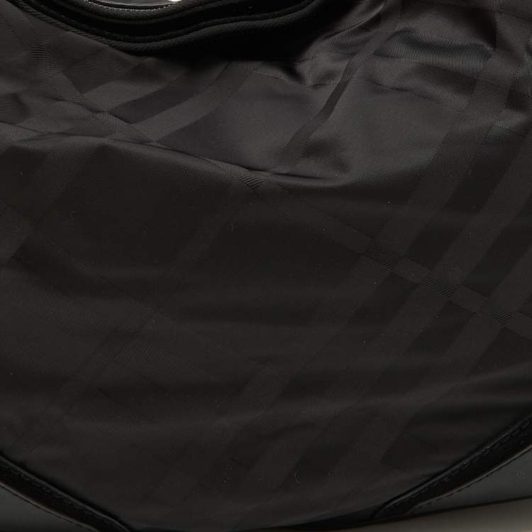 Pre Owned Burberry Black Beat Check Nylon and Leather Maskell Hobo