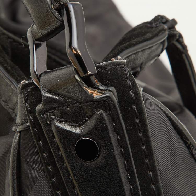 Pre Owned Burberry Black Beat Check Nylon and Leather Maskell Hobo