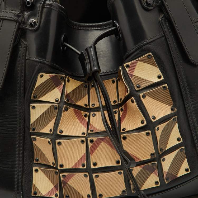 Pre Owned Burberry Beige/Black Nova Check Coated Canvas and Patent Leather Warrior Tote