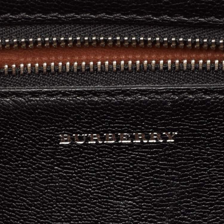 Pre Owned Burberry Black/Beige House Check Fabric and Leather D Ring Shoulder Bag