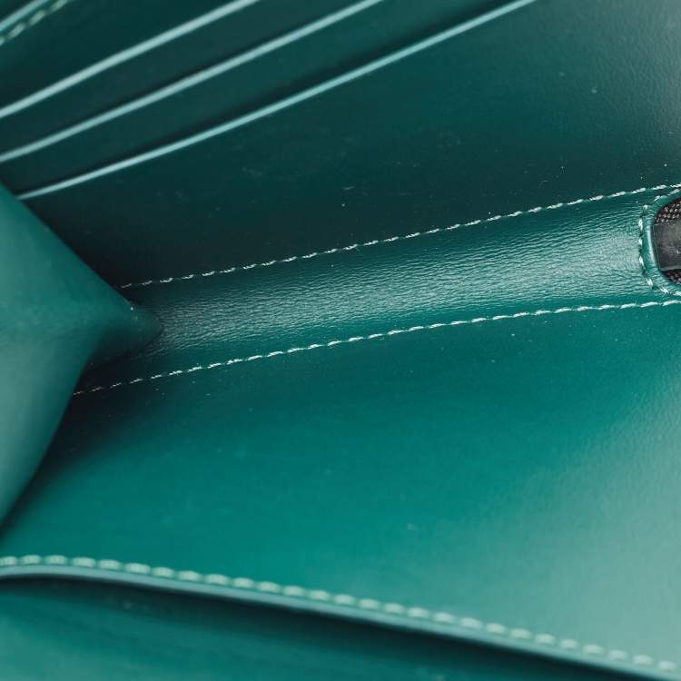 Pre Owned Burberry Black Leather Zip Around Compact Wallet