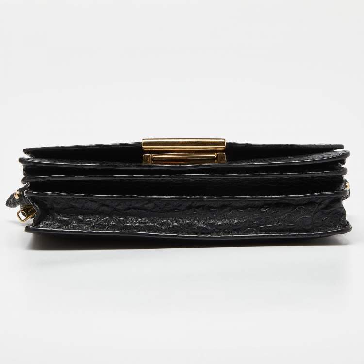 Pre Owned Burberry Black Leather Madison Crossbody Bag