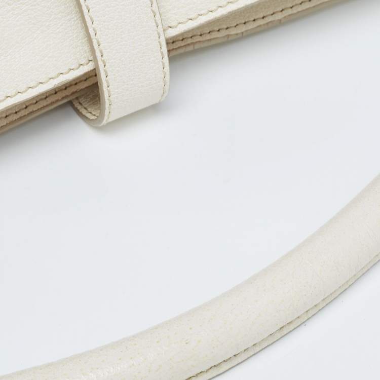 Pre Owned Burberry Off White Leather Creighton Hobo