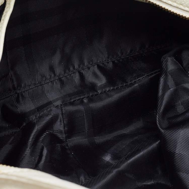 Pre Owned Burberry Off White Leather Creighton Hobo