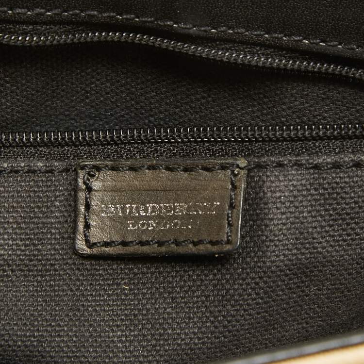 Pre Owned Burberry Cream/Black House Check Coated Canvas and Leather Baguette Bag