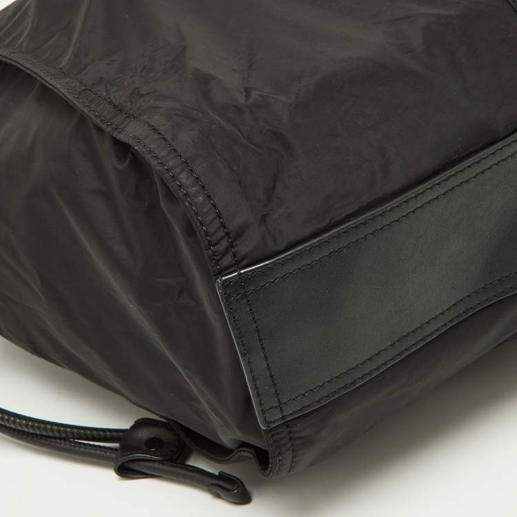 Pre Owned Burberry Black Nylon and Leather Buckleigh Tote