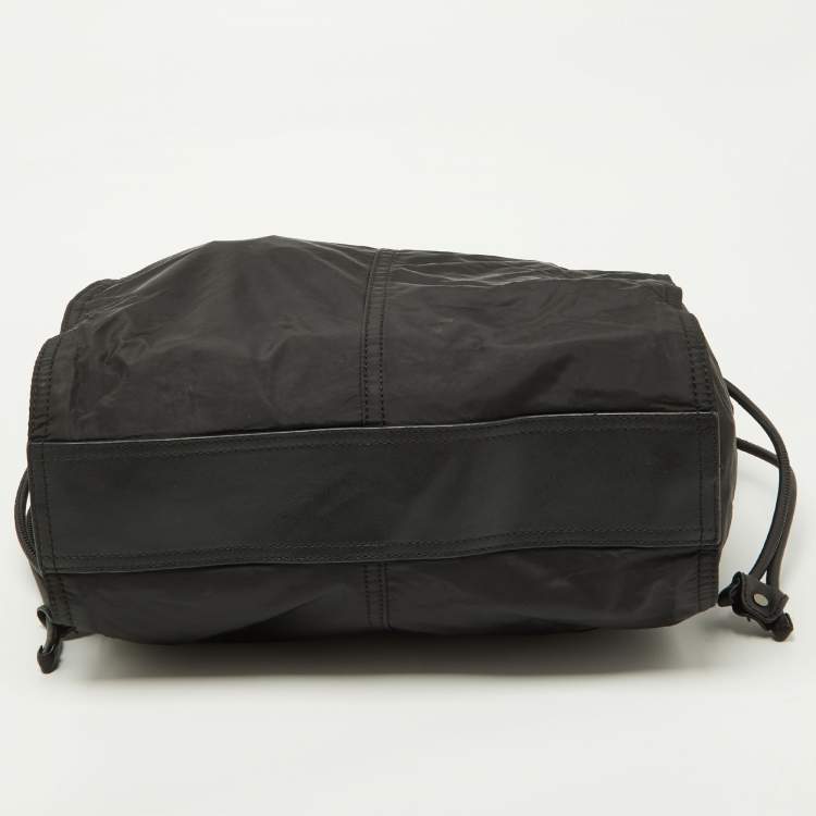 Pre Owned Burberry Black Nylon and Leather Buckleigh Tote