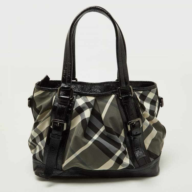 Pre Owned Burberry Black/Grey Beat Check Nylon and Patent Leather Lowry Tote