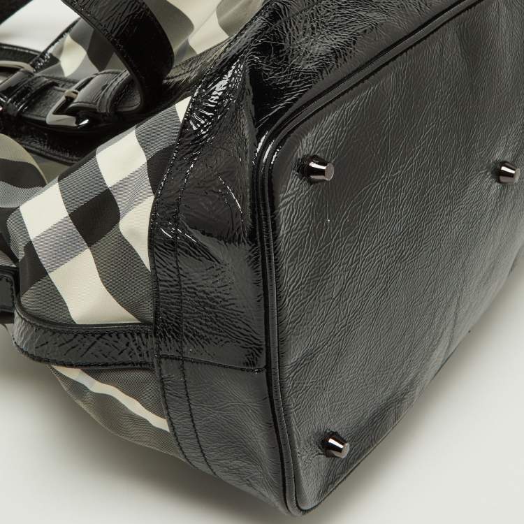 Pre Owned Burberry Black/Grey Beat Check Nylon and Patent Leather Lowry Tote