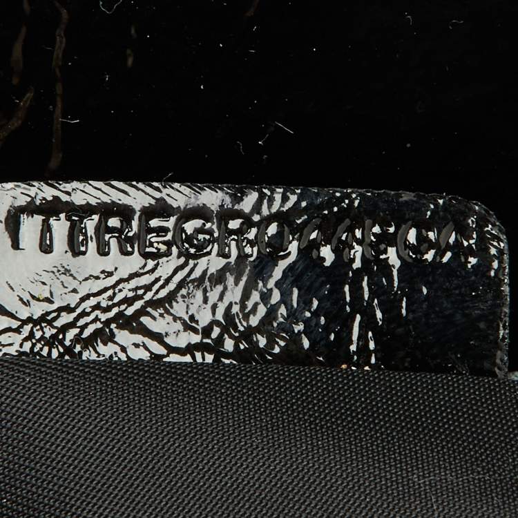 Pre Owned Burberry Black/Grey Beat Check Nylon and Patent Leather Lowry Tote