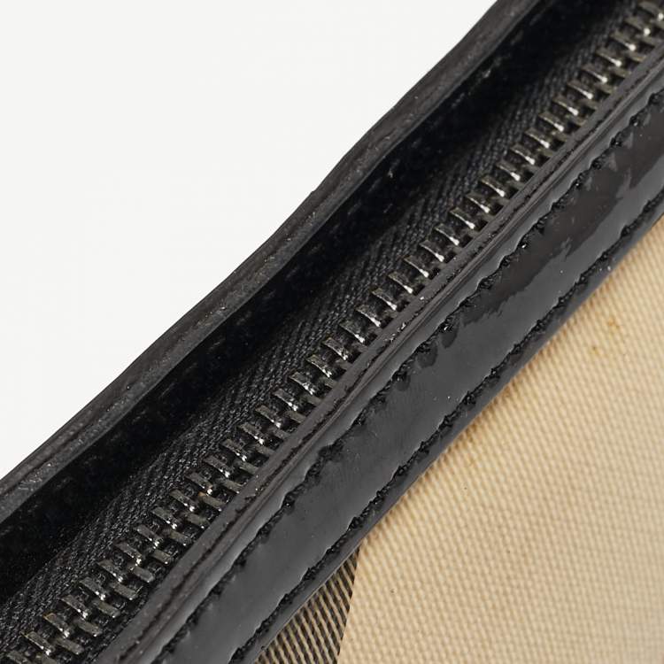 Pre Owned Burberry Beige/Black Nova Check Coated Canvas and Patent Leather Zip Wristlet Clutch
