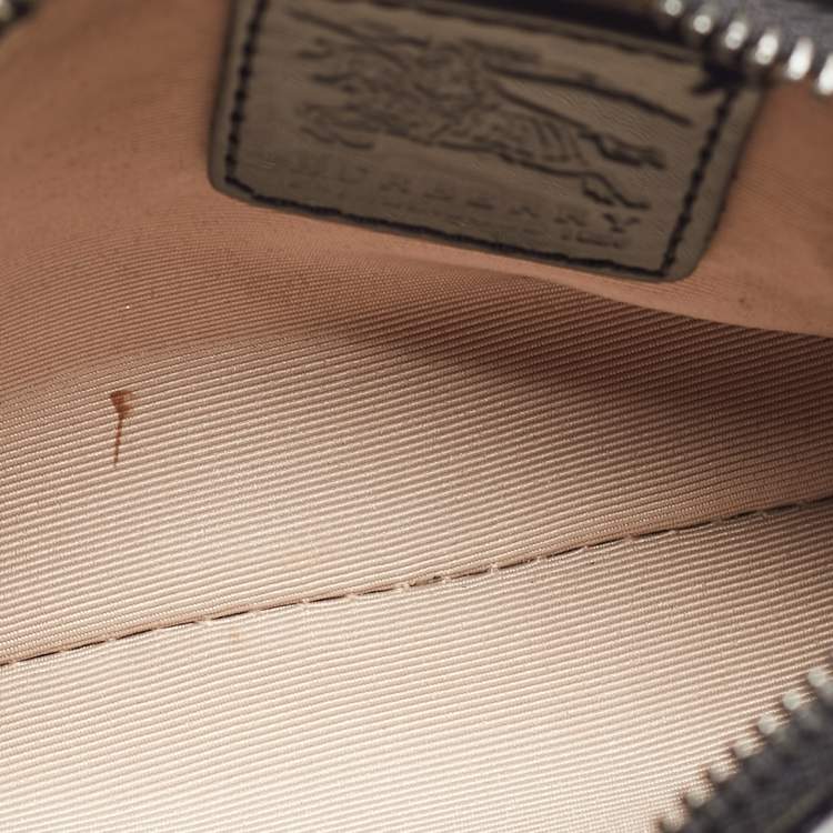 Pre Owned Burberry Beige/Black Nova Check Coated Canvas and Patent Leather Zip Wristlet Clutch