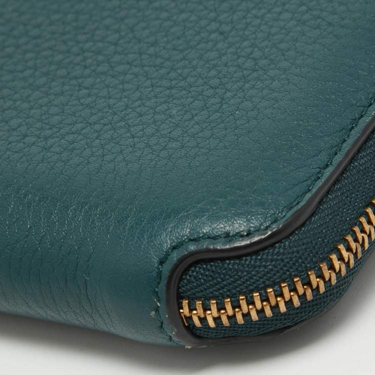 Pre Owned Burberry Green Leather Square Zip Around Compact Wallet