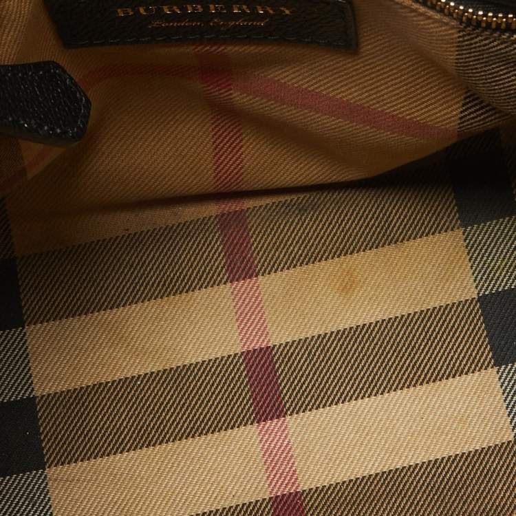 Pre Owned Burberry Black Grained Leather Small Buckle Tote