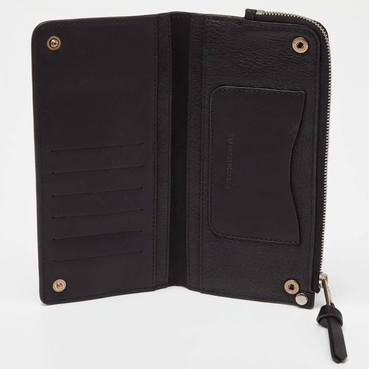 Pre Owned Burberry Black Leather Zip Bifold Wallet