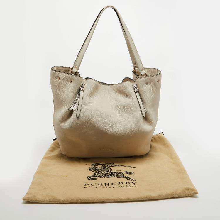 Pre Owned Burberry Off White Leather and House Check Canvas Maidstone Tote