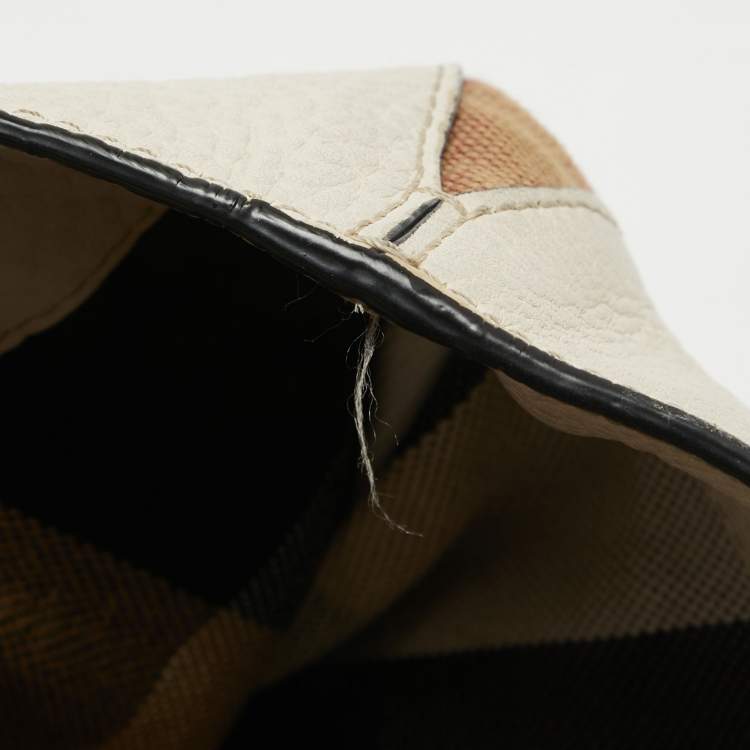 Pre Owned Burberry Off White Leather and House Check Canvas Maidstone Tote