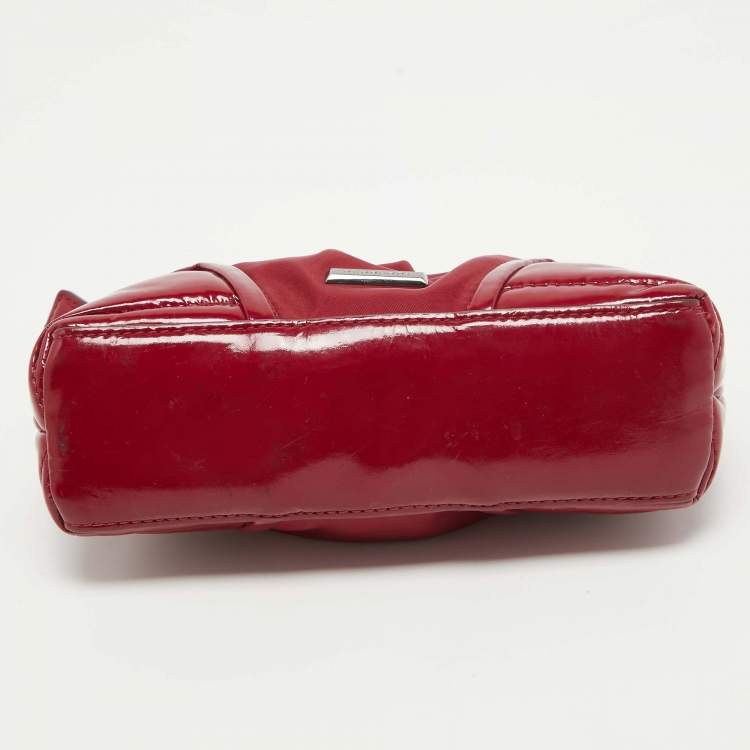 Pre Owned Burberry Burgundy Patent Leather and Nylon Westchester Clutch