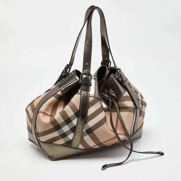 Pre Owned Burberry Metallic/Beige Nova Check Coated Canvas and Patent Leather Beaton Drawstring Bag