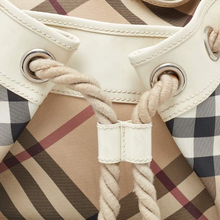 Pre Owned Burberry Beige/Off White Nova Check PVC and Patent Leather Hobo