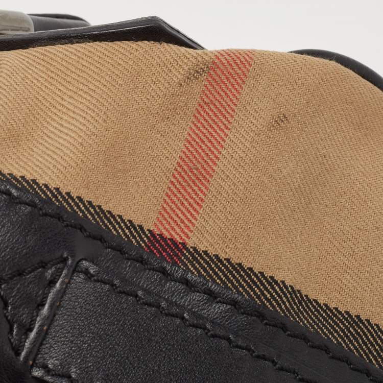 Pre Owned Burberry Black/Beige House Check Canvas and Leather Phoebe Hobo