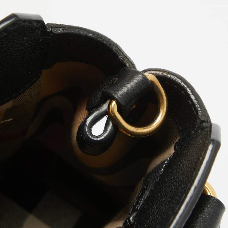 Pre Owned Burberry Black Leather Buckle Flap Tote