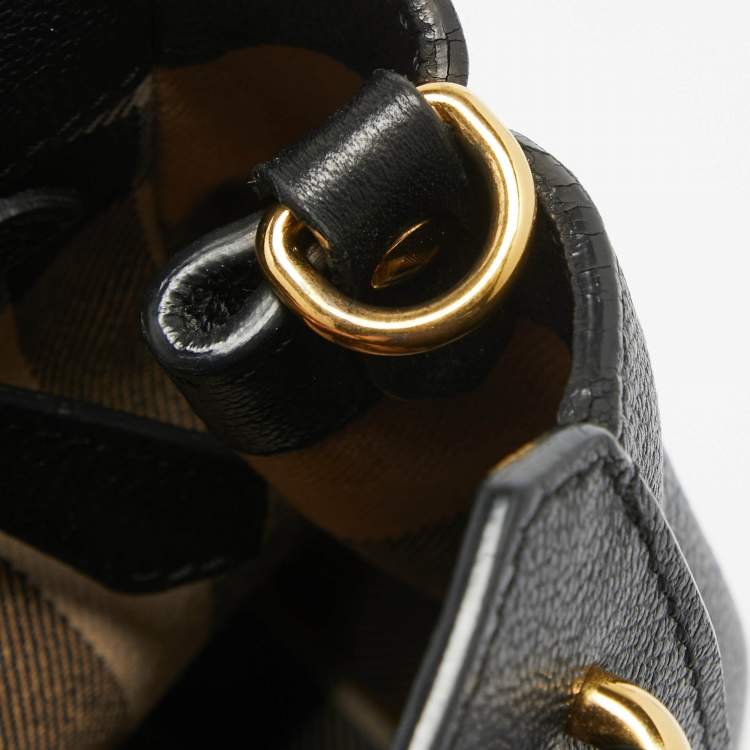 Pre Owned Burberry Black Leather Buckle Flap Tote