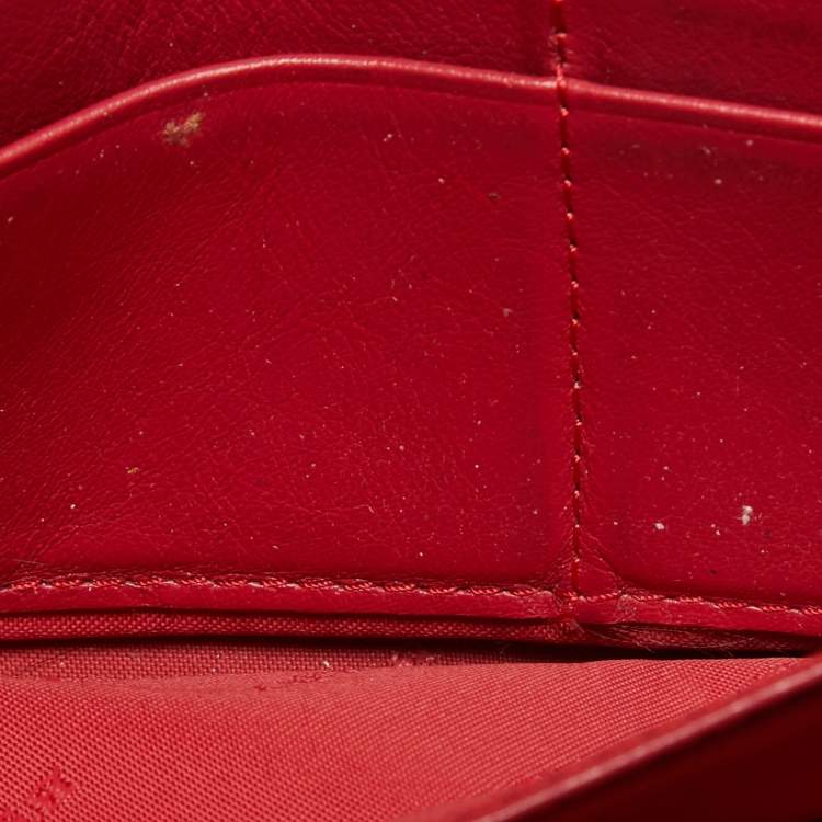 Pre Owned Burberry Red/Beige House Check Coated Canvas and Patent Leather Flap Continental Wallet