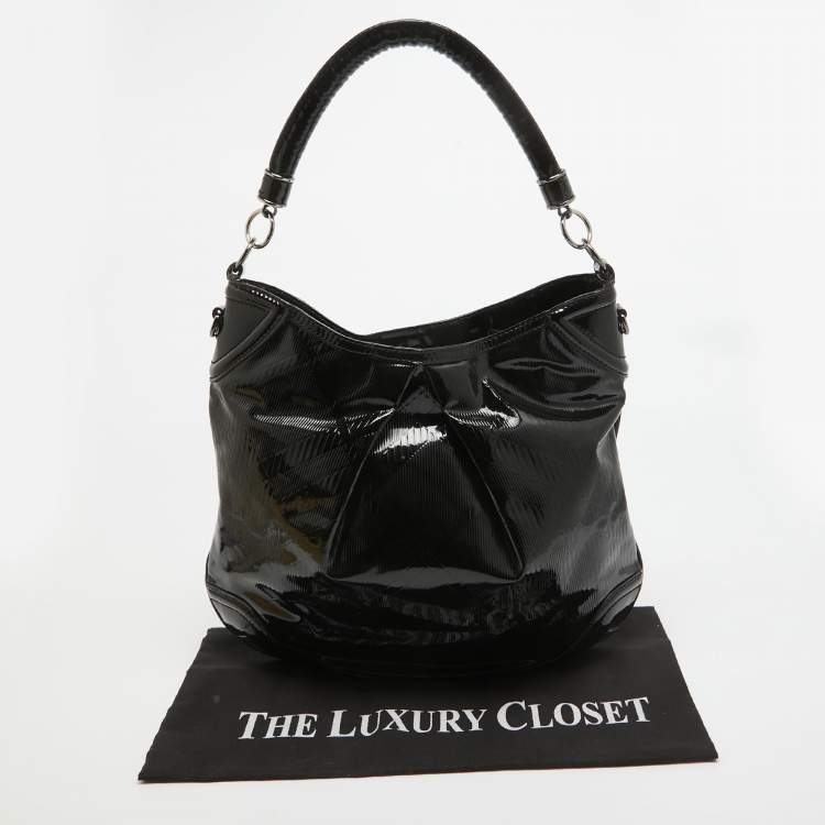 Pre Owned Burberry Black Textured Patent Leather Hobo