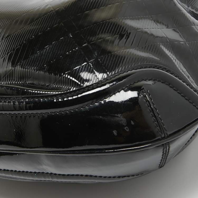 Pre Owned Burberry Black Textured Patent Leather Hobo