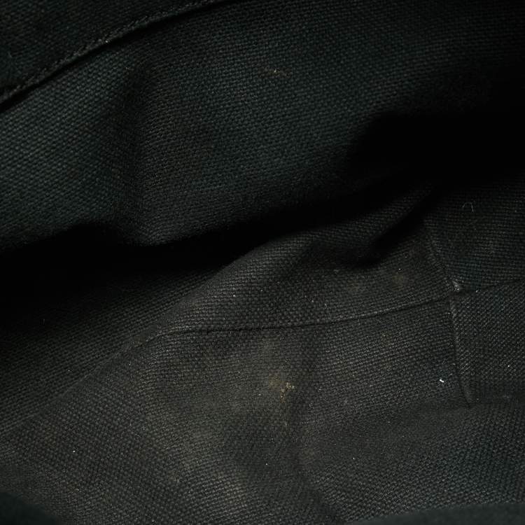 Pre Owned Burberry Black Textured Patent Leather Hobo