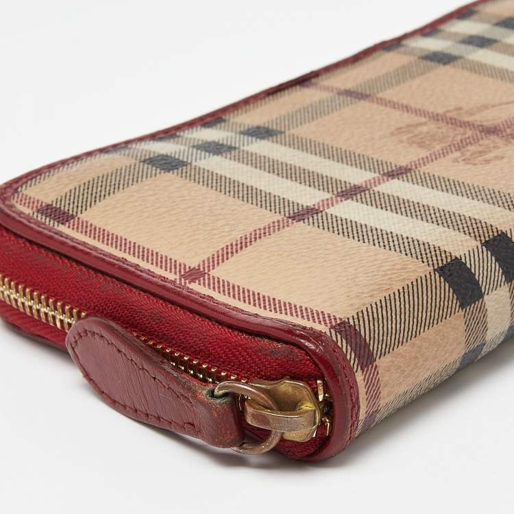 Pre Owned Burberry Beige/Red Haymarket Check Coated Canvas Zip Around Wallet