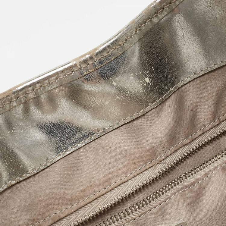 Pre Owned Burberry Silver/Beige House Check Coated Canvas and Patent Leather Brooke Hobo