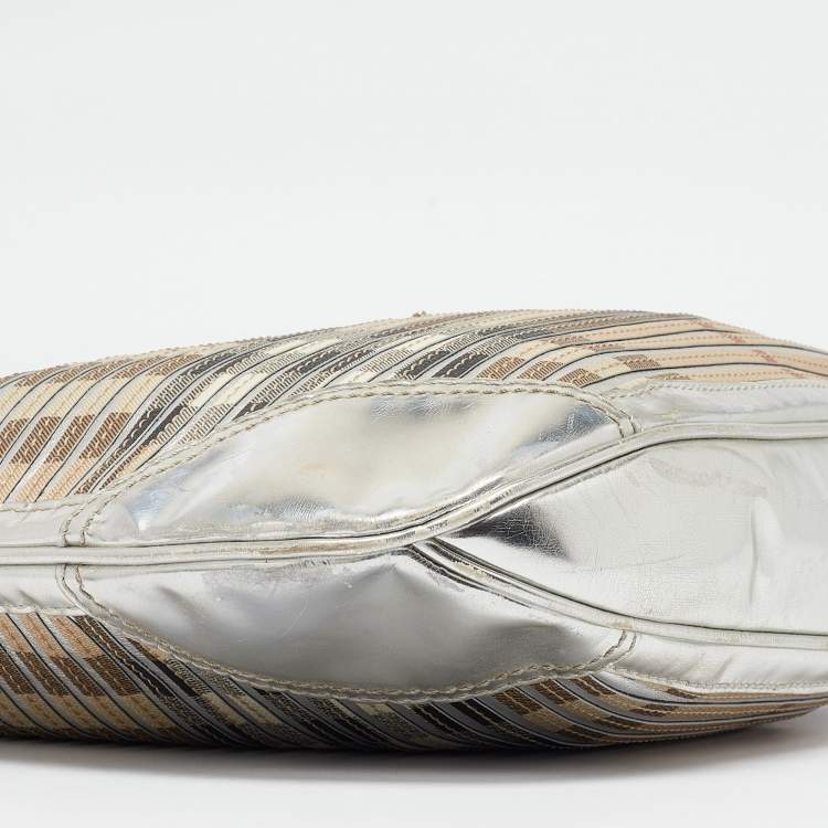 Pre Owned Burberry Silver/Beige House Check Coated Canvas and Patent Leather Brooke Hobo